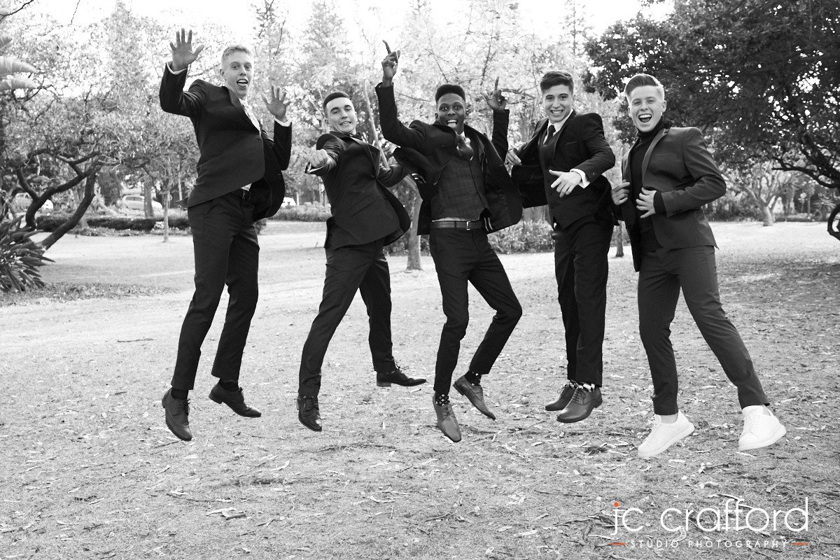 JC Crafford Studio Photography matric farewell shoot in the park